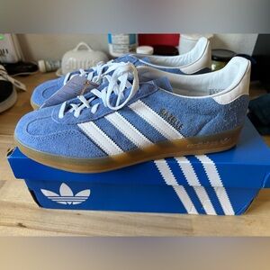 Adidas Gazelle Suede Blue and White Shoes